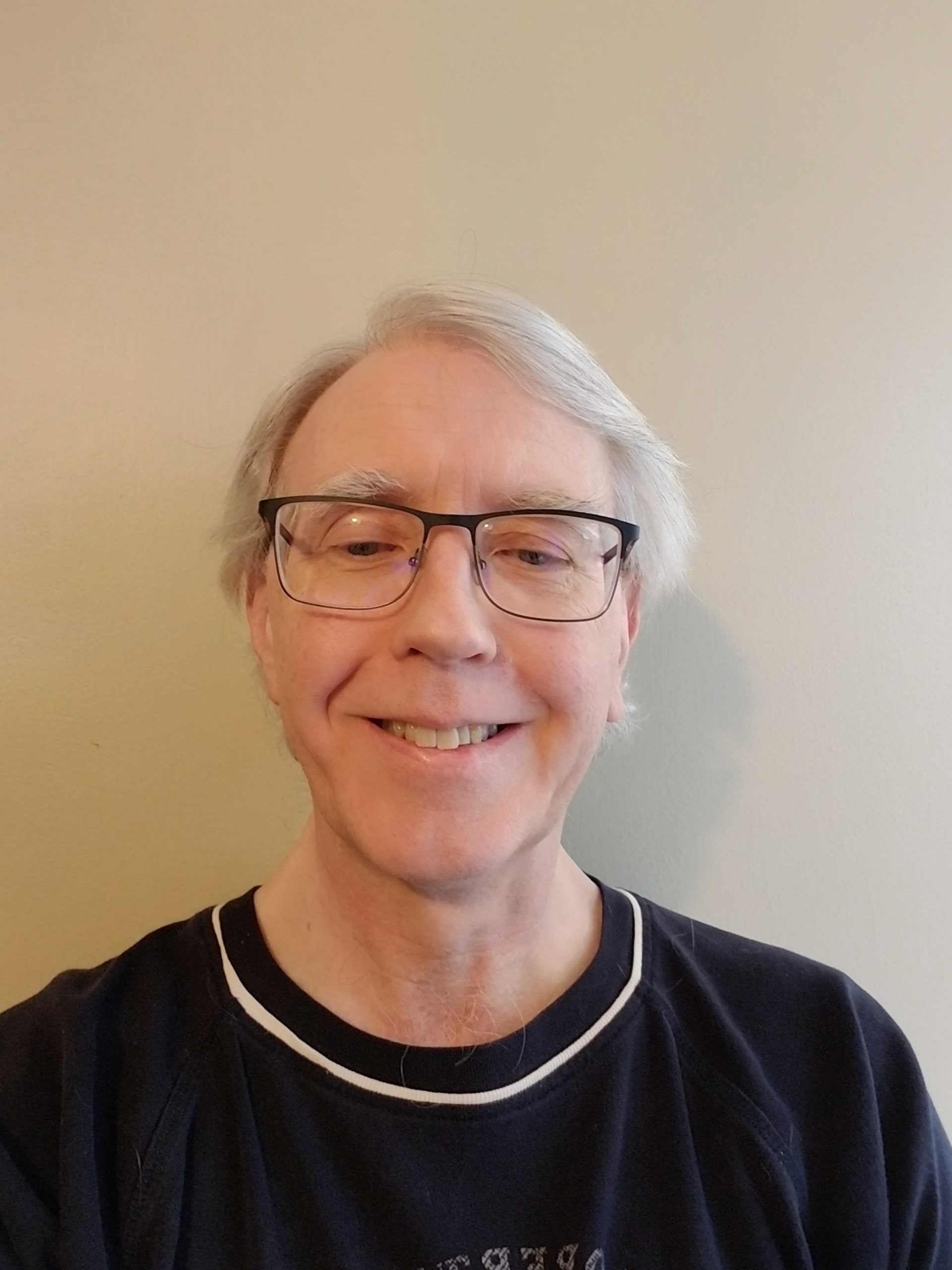 Headshot of full stack developer, Glen Fuller